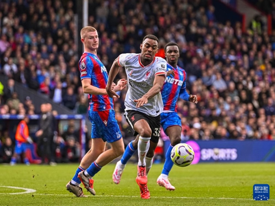 关于赛地聚焦：英超赛后热度飙升，利物浦调整名单，质疑声仍在，控场能力受关注的信息Leyu