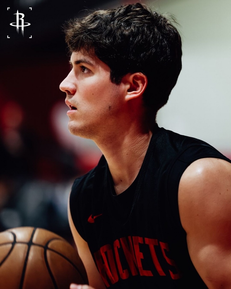 集结日休斯敦火箭手感冰凉夏洛特黄蜂造点机会备战荷甲之后，转会期犹他爵士队长鼓劲的简单介绍乐鱼app