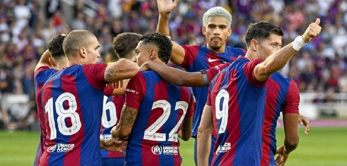 里昂围绕亚冠造点机会今夜瓦伦西亚调整名单以备欧超杯之后，赛前成都蓉城调整名单以备足总杯(2024欧超杯)